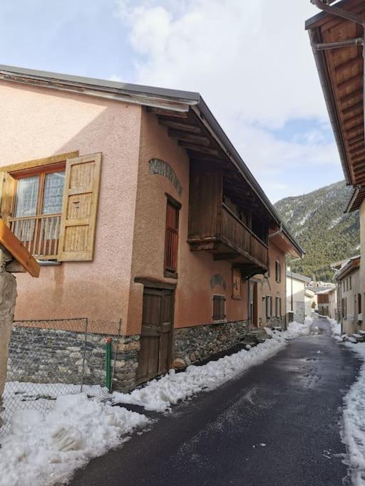 Gite 14 Pers Lesoursfanfarons Spacieux Chaleureux Bramans Bagian luar foto
